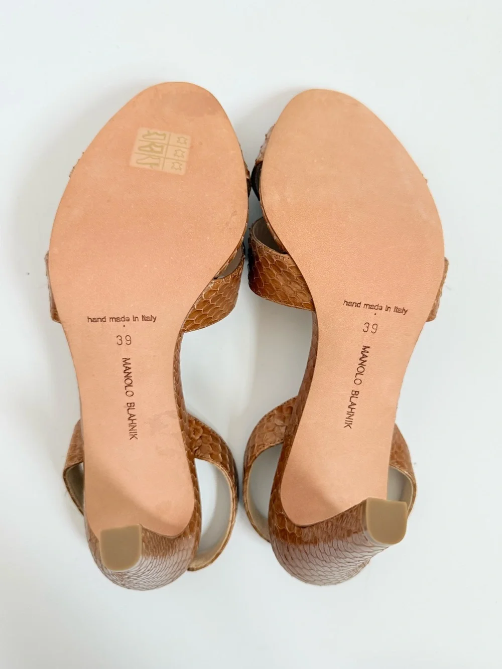 Rare Manolo Blahnik Archive Python Snakeskin Criss Cross Slingback Heels EU 39